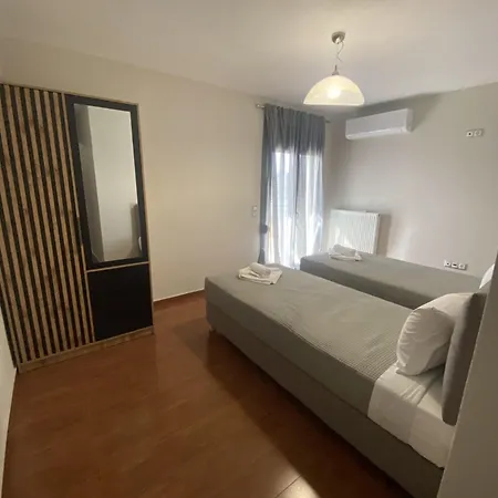 Villa Runway Mansion, Stunning Views And Lots Of Space Skiathos Town